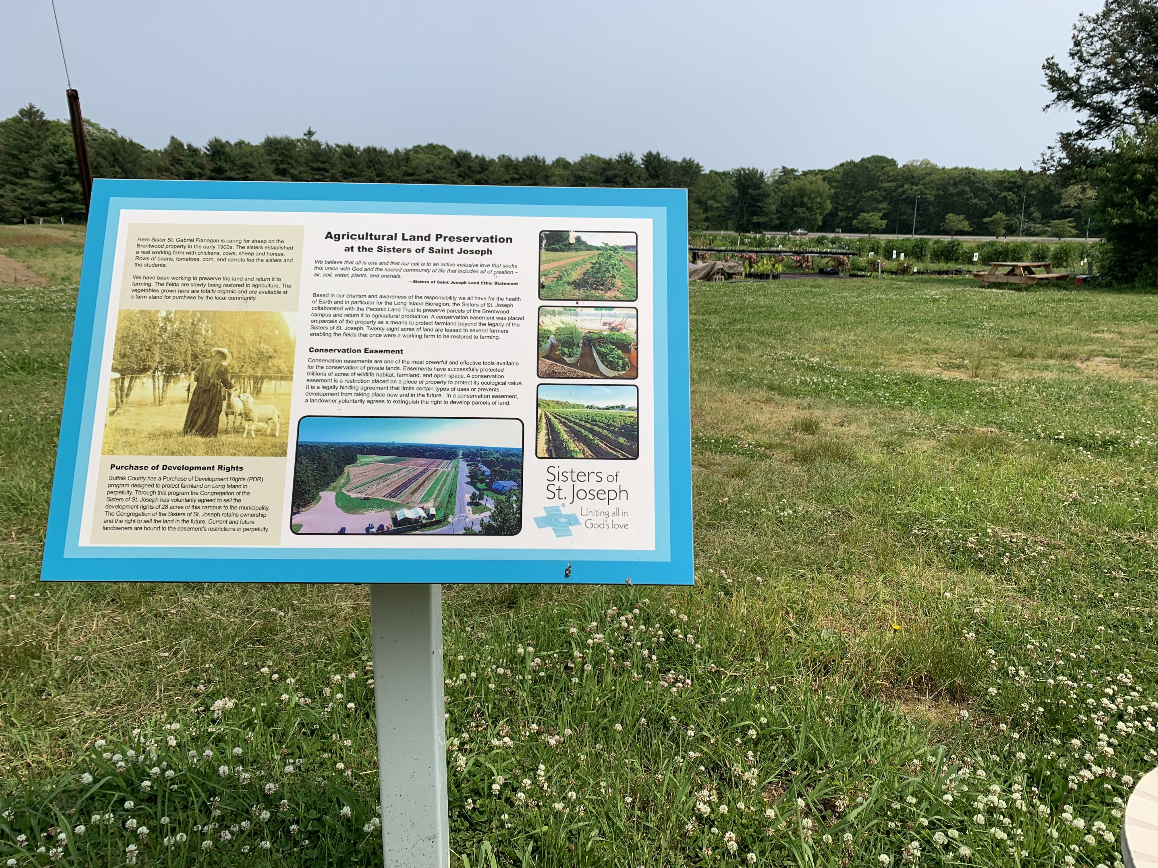 sign about agricultural land preservation
