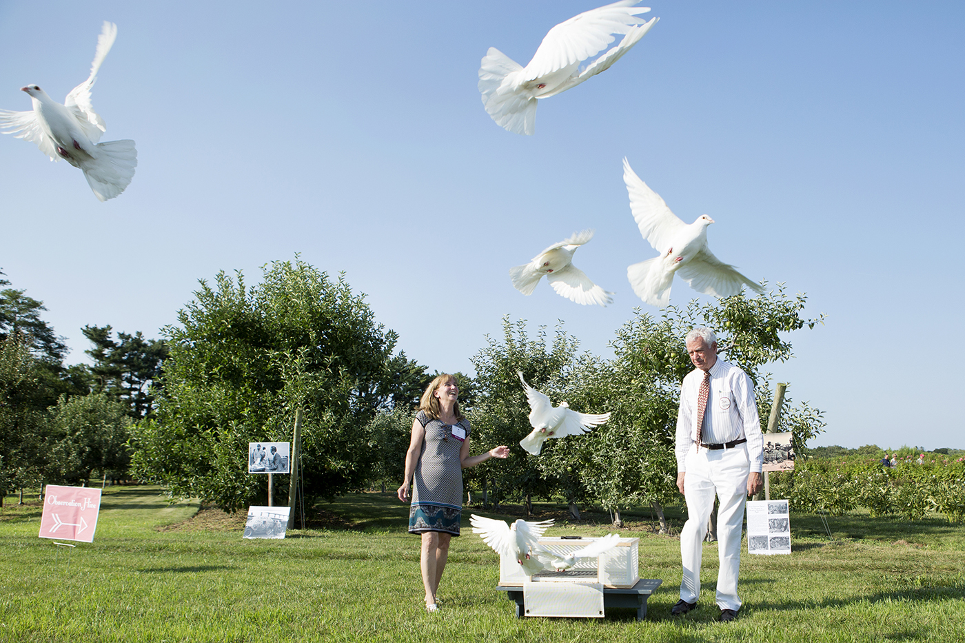 Pam Greene and Jack Wickham releasing doves