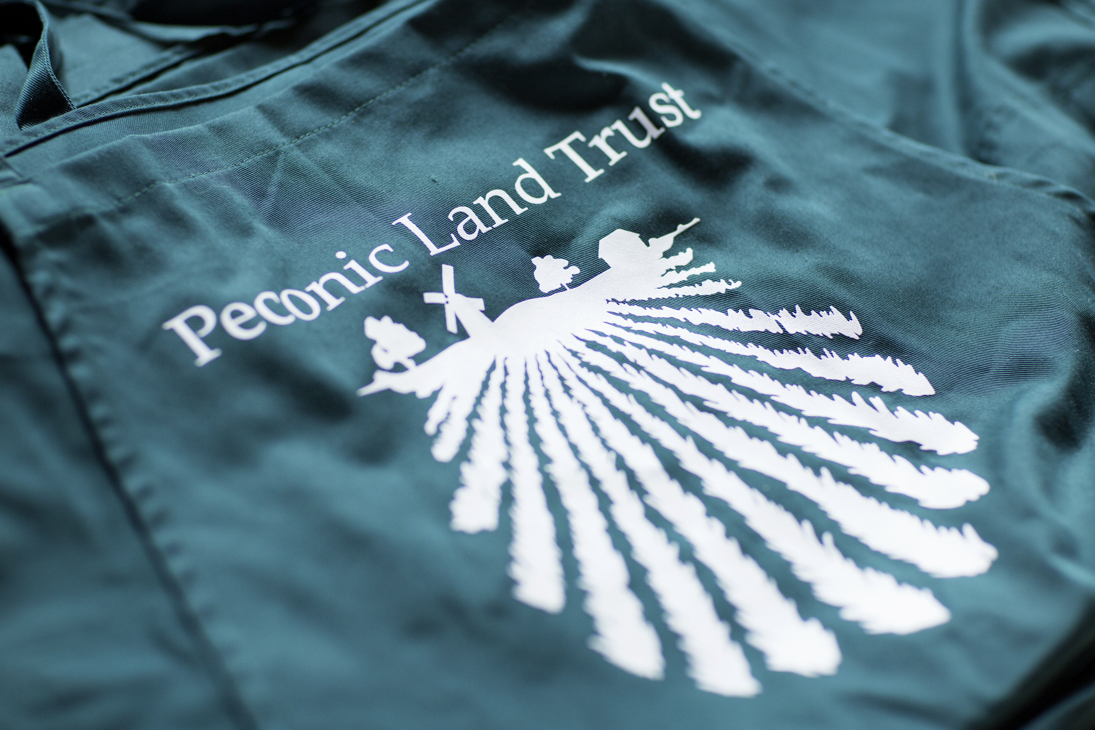 Peconic Land trust Apron